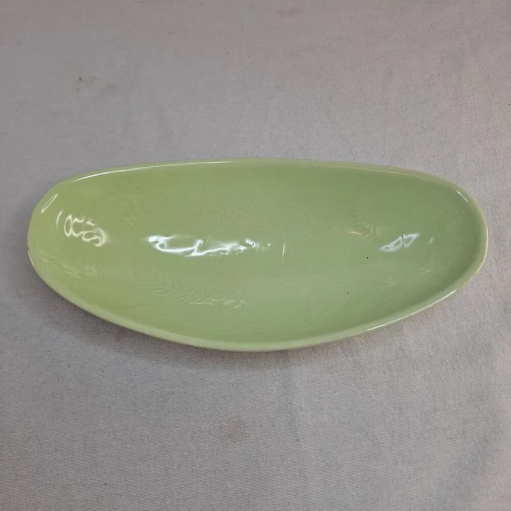 Vintage HULL Pottery Console Footed Bowl Green USA I-18 Glazed Leaf Pattern